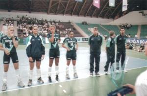 2001 - Equipe Rexona Superliga 2000-2001 em Curitiba - Foto Luiz Doro