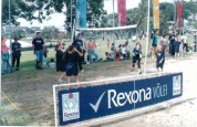 2002 - Festival de Minivôlei no Jardim Botânico em Curitiba (abril)