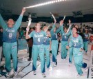 1998 - Volta olímpica na final 1997-98 em Jundiaí (SP) - Foto Luiz Doro