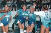 1998 - Fernanda Erika Cintha e Sandra na Superliga 1998-99 - Foto Luiz Doro